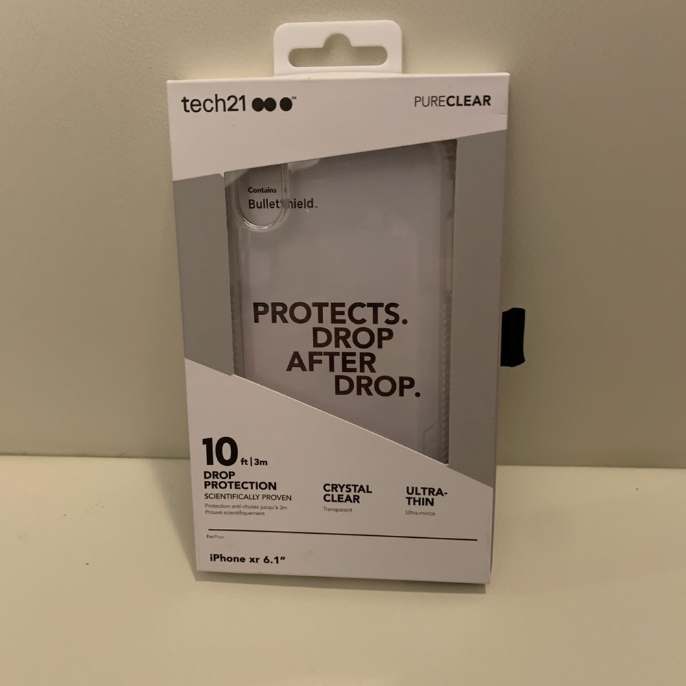 Tech 21 iPhone 10XR NWT